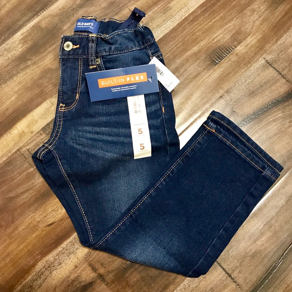⭐️NWT⭐️Boys size 5 OldNavy Jeans